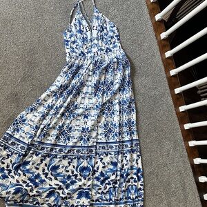 SHEIN Blue and White Patterned Maxi Dress BNWOT came in bag never worn.